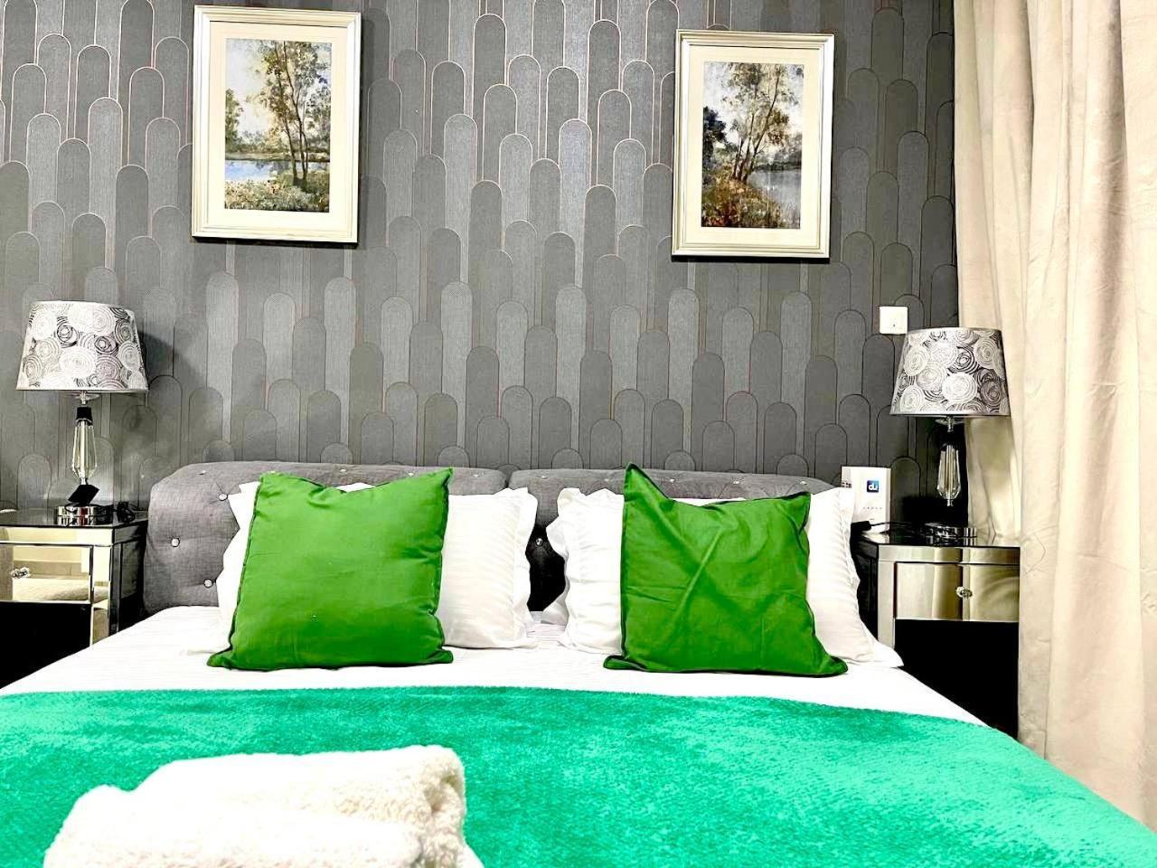 Amazing Studio Apartment In The Crescent A Tower Impz دبي المظهر الخارجي الصورة