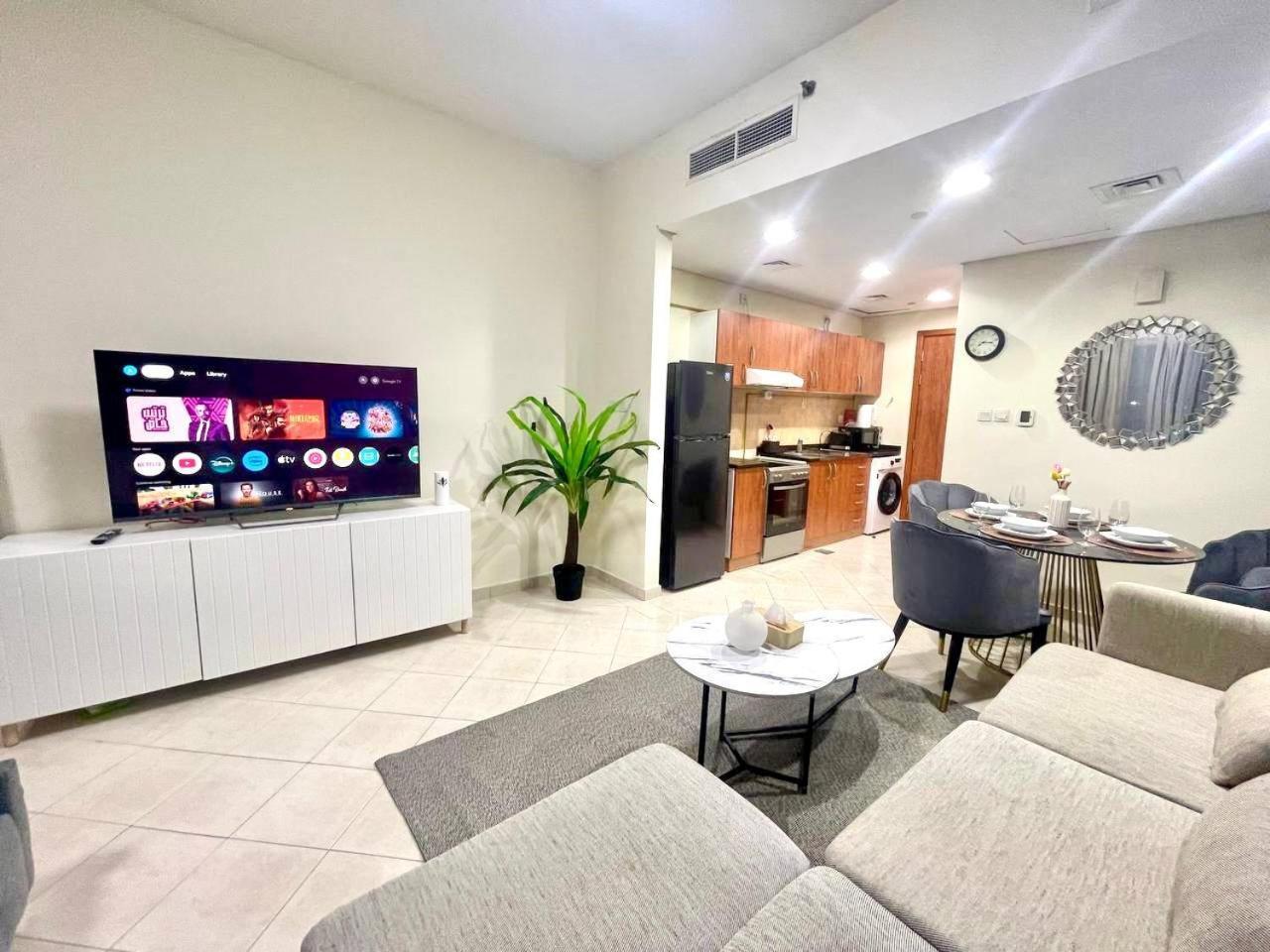 Amazing Studio Apartment In The Crescent A Tower Impz دبي المظهر الخارجي الصورة