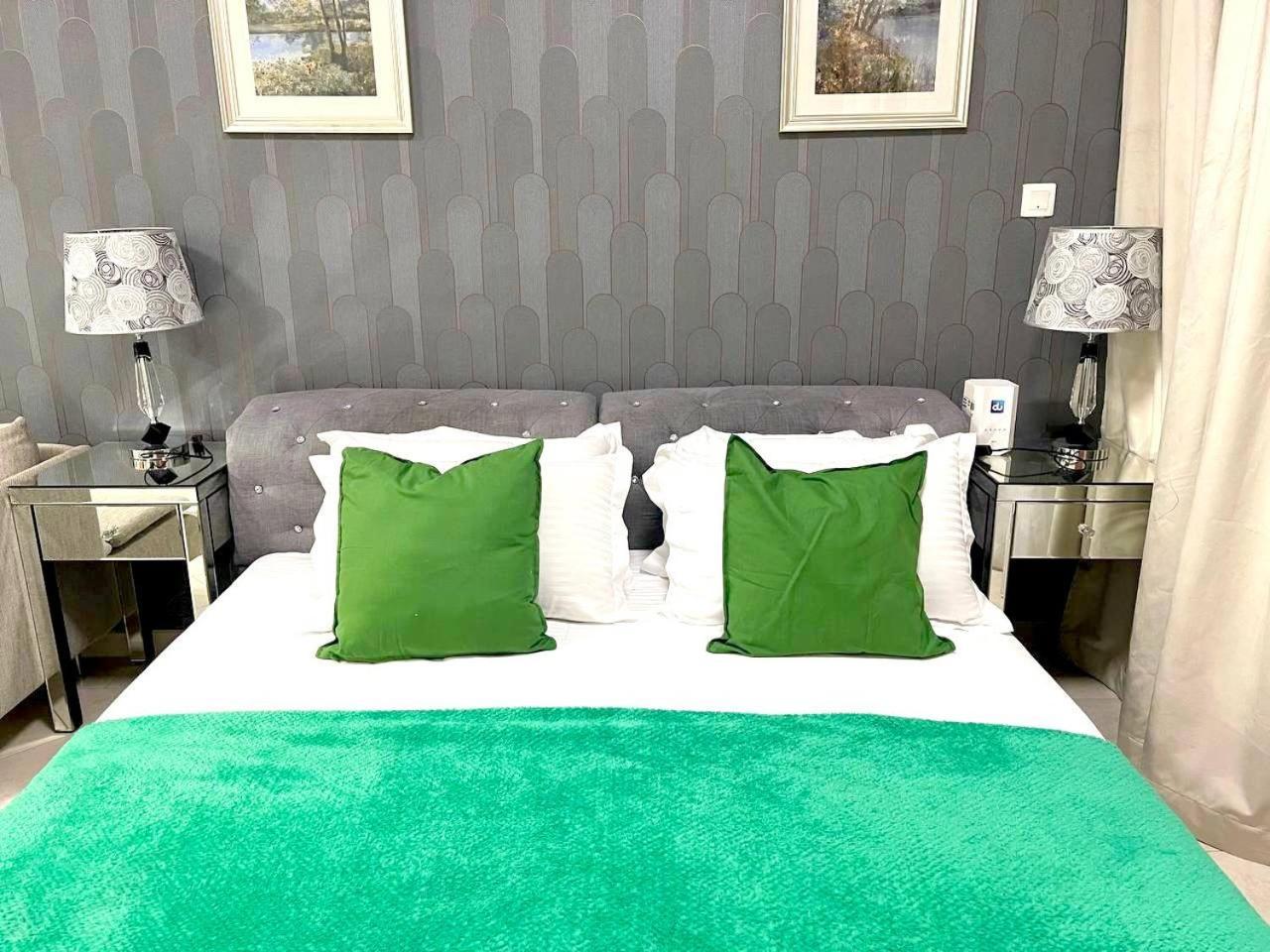 Amazing Studio Apartment In The Crescent A Tower Impz دبي المظهر الخارجي الصورة