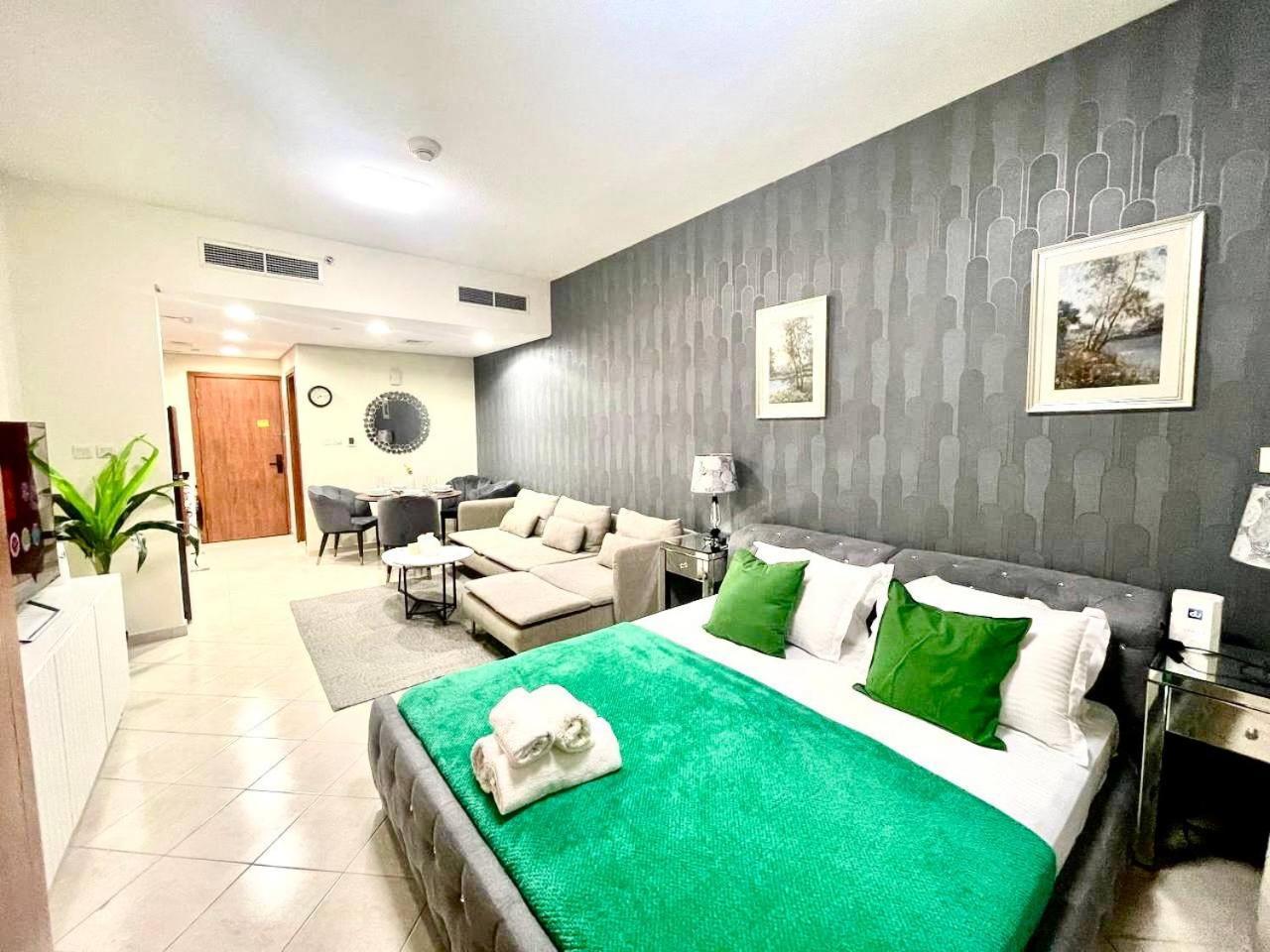 Amazing Studio Apartment In The Crescent A Tower Impz دبي المظهر الخارجي الصورة
